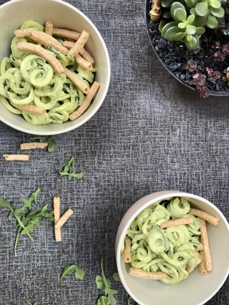 ZUCCHINI NOODLE BOWLS WITH ARUGULA PESTO FOLLOW OUR PASSION