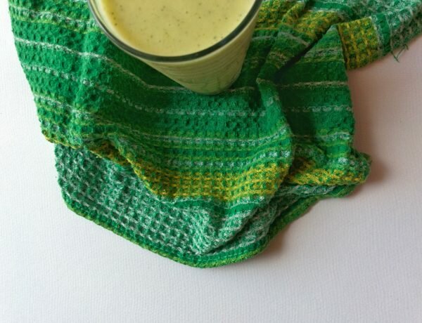 pineapple ginger mint smoothie-FOLLOW OUR PASSION