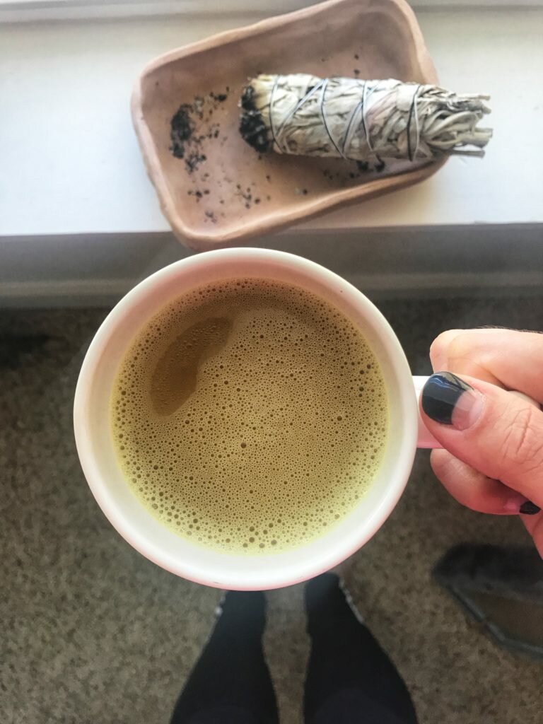 SUPERFOOD CAFFEINE FREE GINGERBREAD LATTE