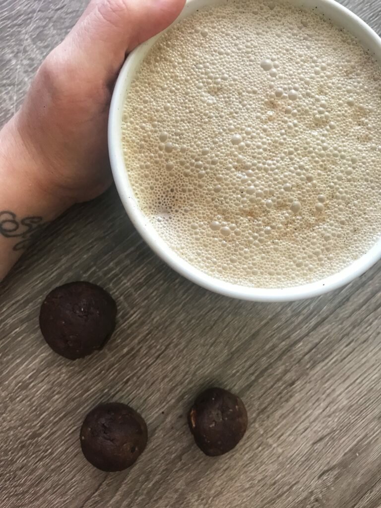 A NOTE ON INSPIRATION + CHAGA LATTES