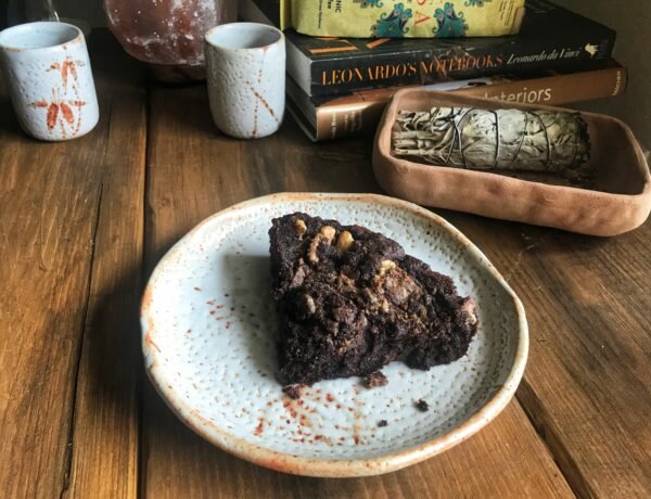 Brownie cake with chocolate chips and walnuts (gluten free)